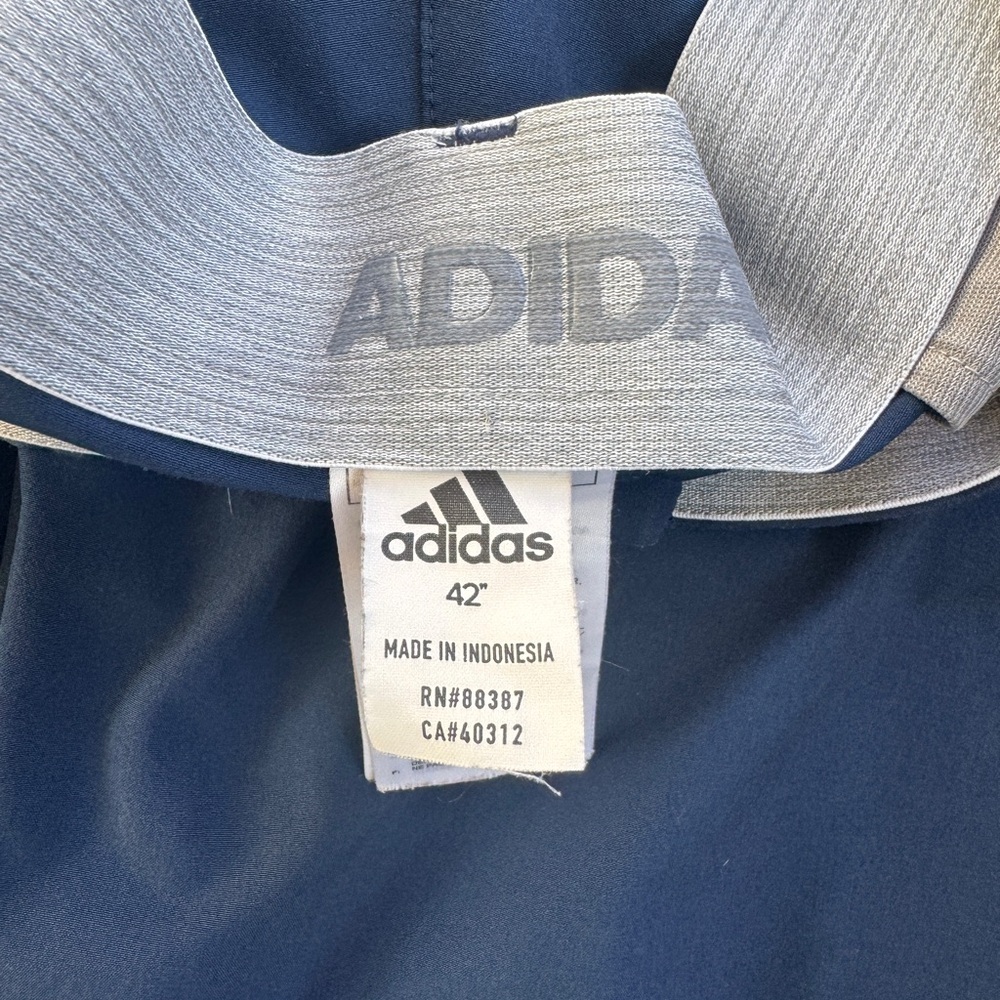 Adidas Men’s Golf Shorts | Navy Blue | Size 42 | Near Perfect Condition - Picture 2 of 4